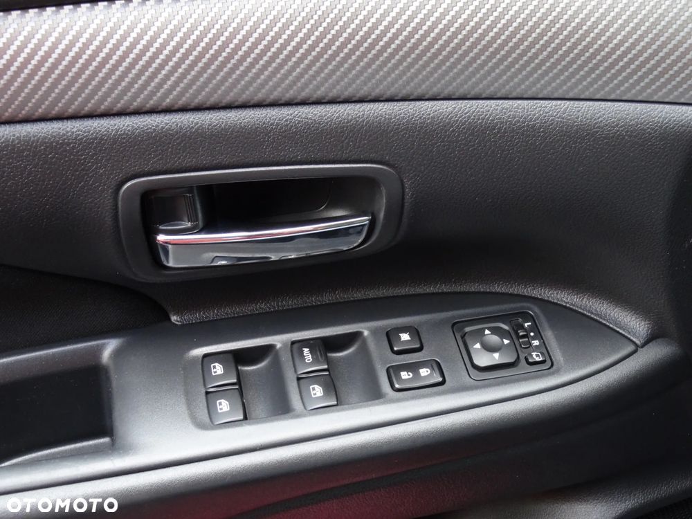 Mitsubishi Outlander 2.0 2WD Active - 29