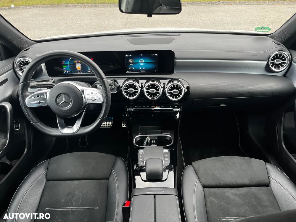 Mercedes-Benz A 250 e 8G-DCT - 11