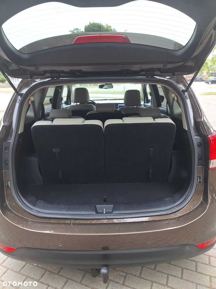 Kia Carens 1.7 CRDi L 7os - 10