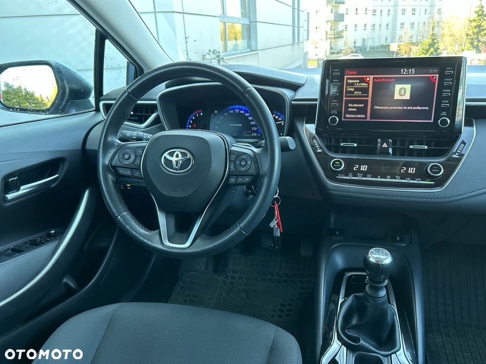 Toyota Corolla 1.6 Comfort - 12
