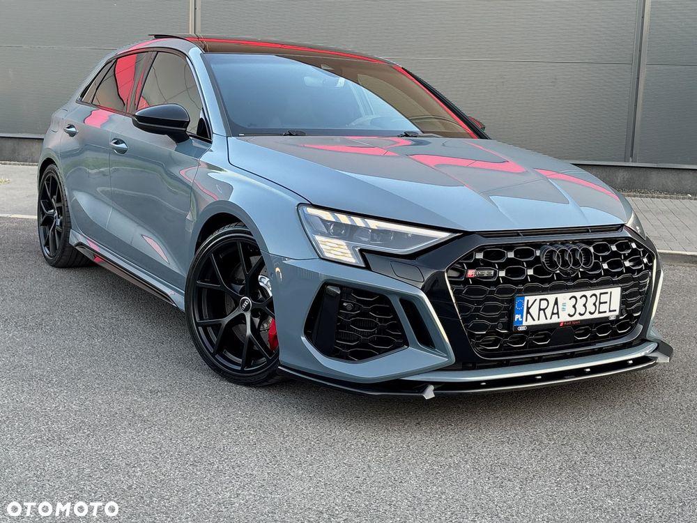 Audi RS3 Sportback - 2