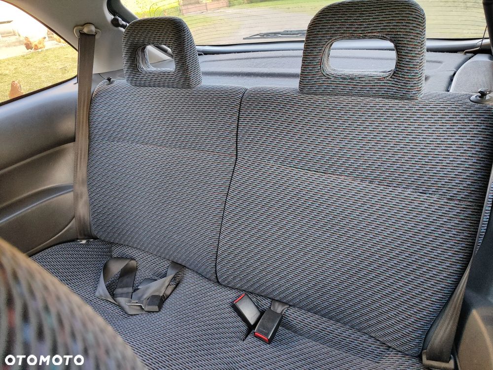 Honda Civic 1.4i - 16