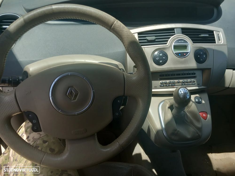 Renault Grand Scénic 1.5 dCi Dynamique Luxe - 6