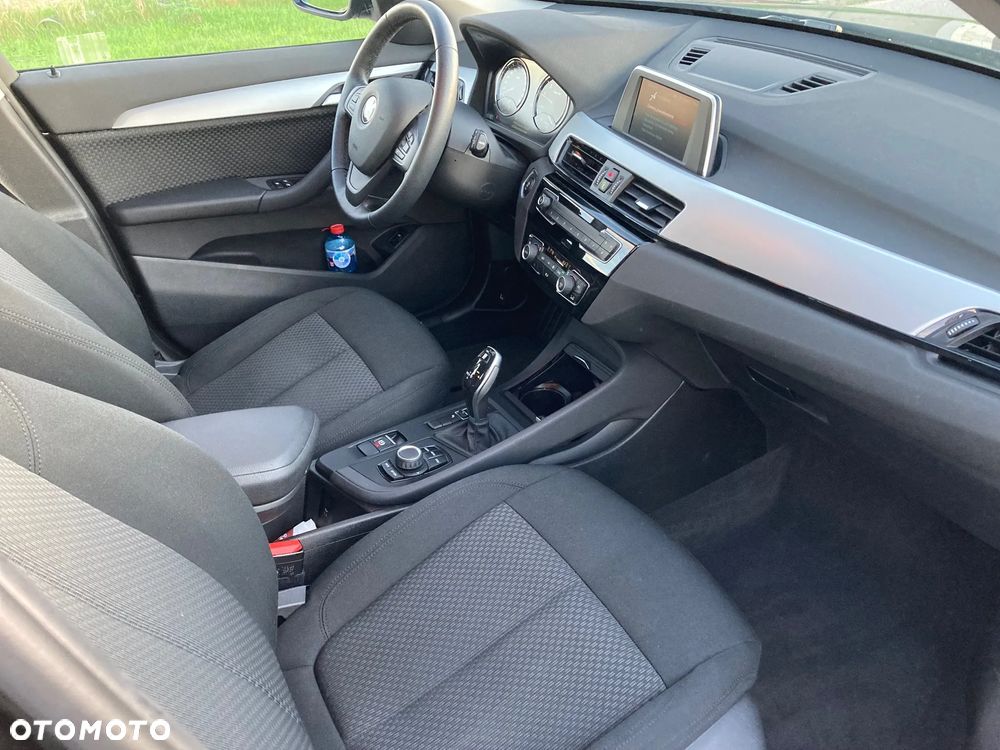 BMW X1 sDrive18i Advantage - 24