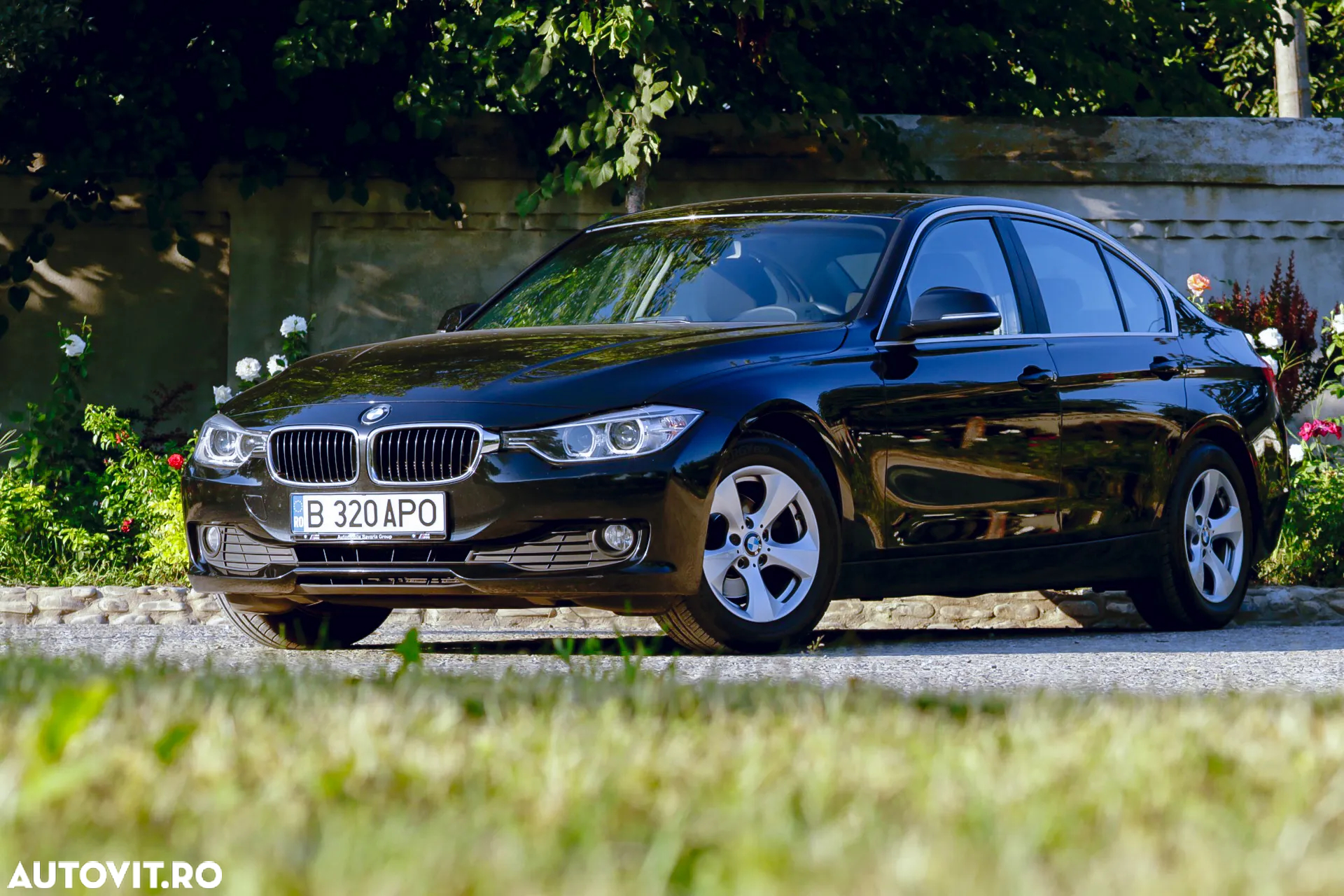 BMW Seria 3 320d EfficientDynamics Edition - 12