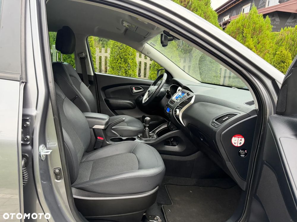 Hyundai ix35 blue 1.6 2WD Finale Gold - 21