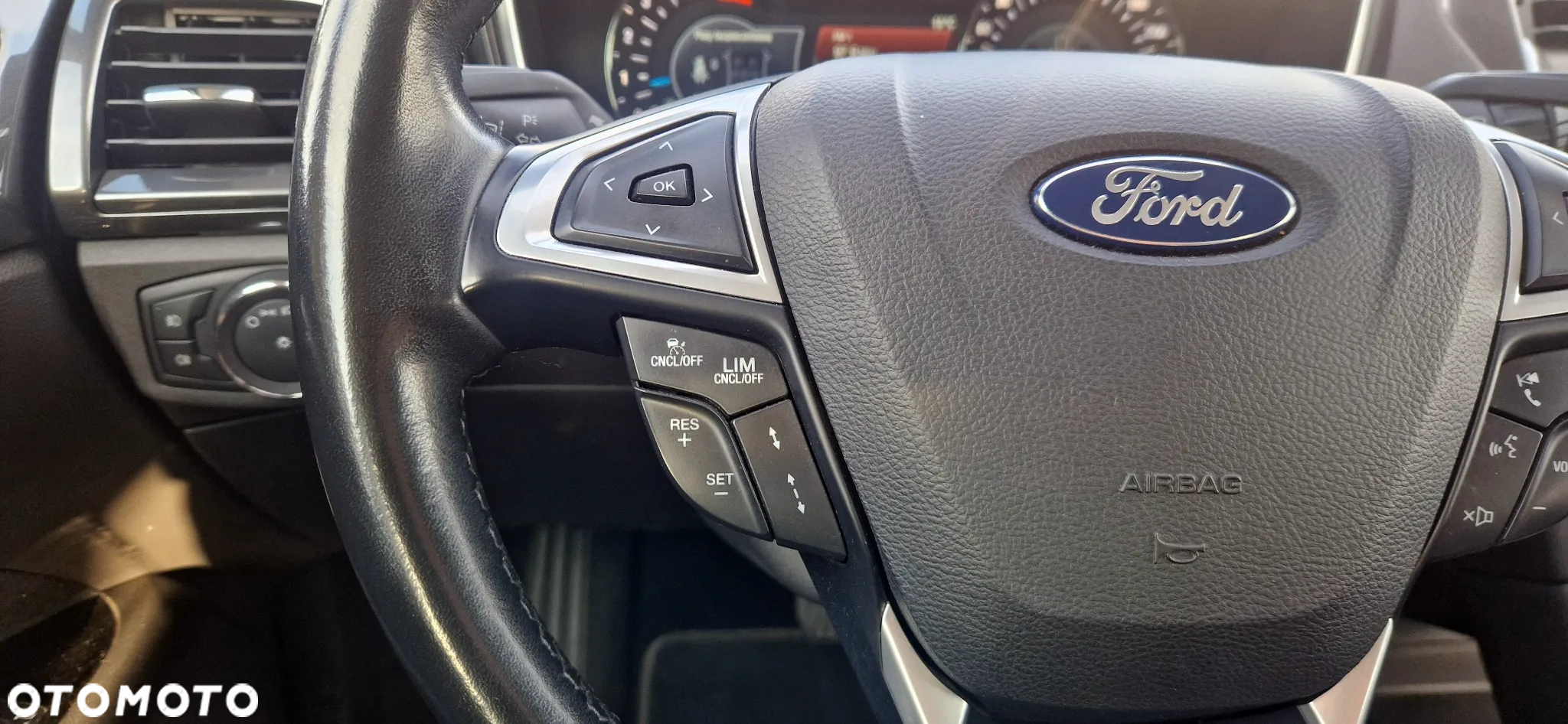 Ford Mondeo 2.0 EcoBlue Titanium - 12