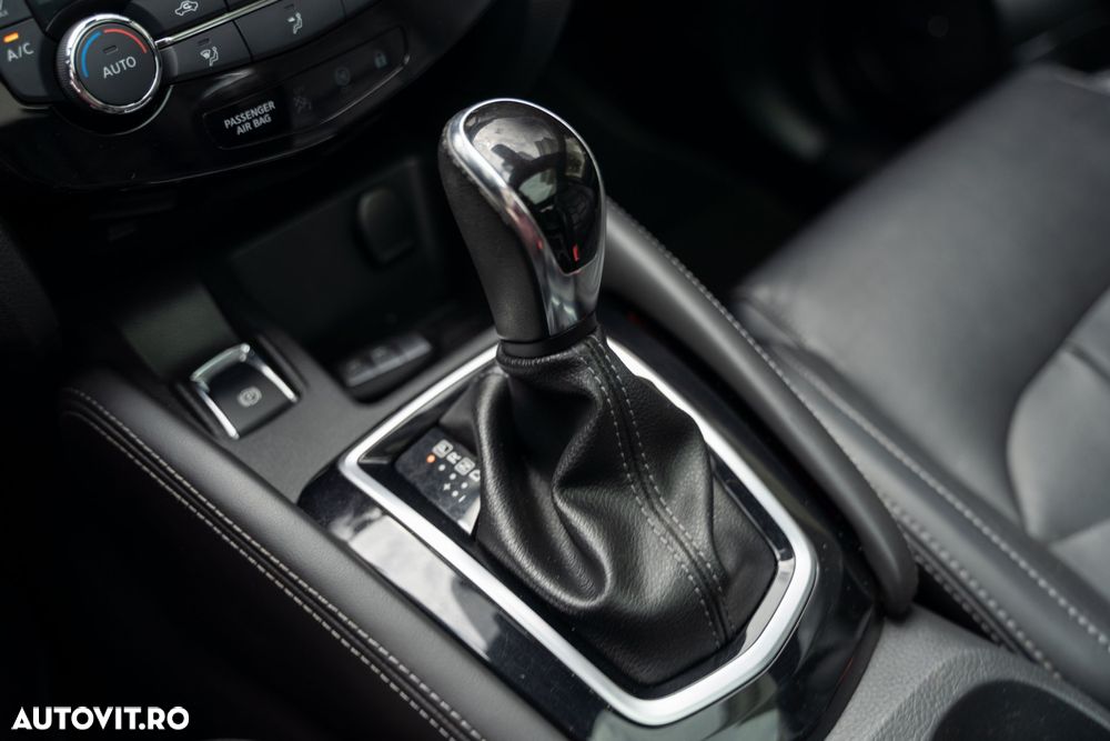 Nissan Qashqai ver-1-5-dci-teknaplus - 24
