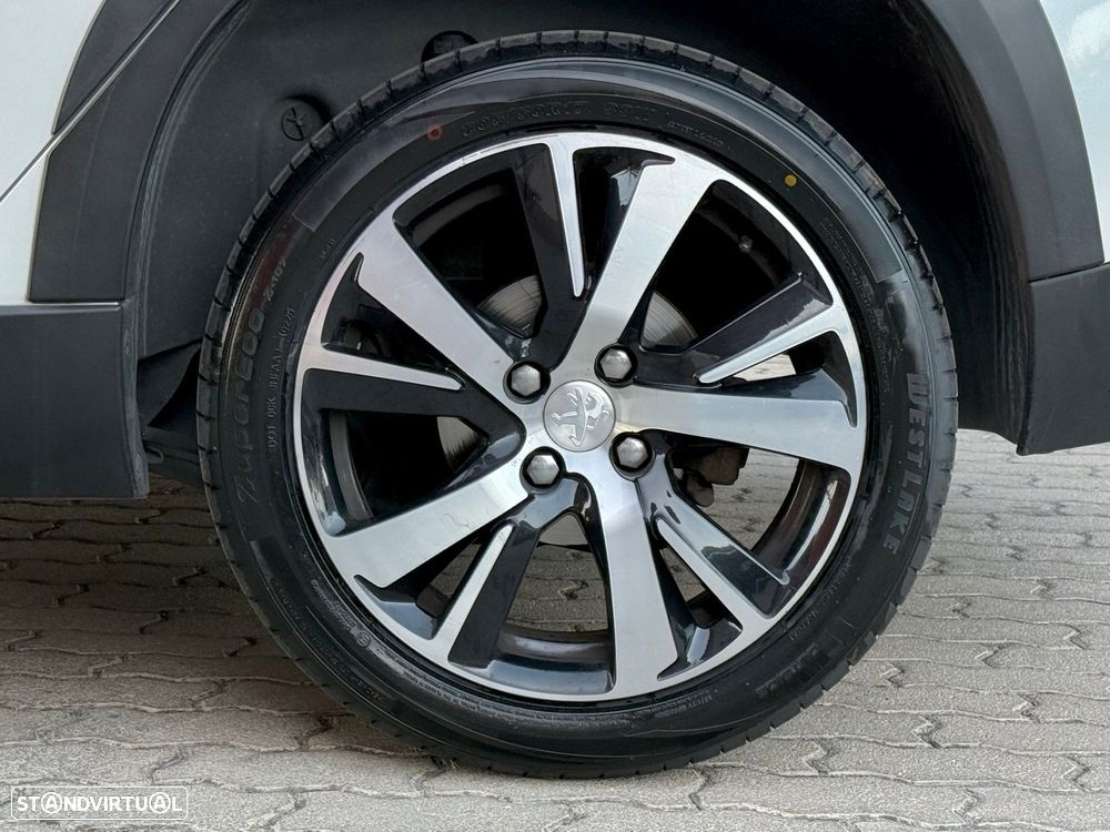 Peugeot 2008 1.2 PureTech GT Line - 7