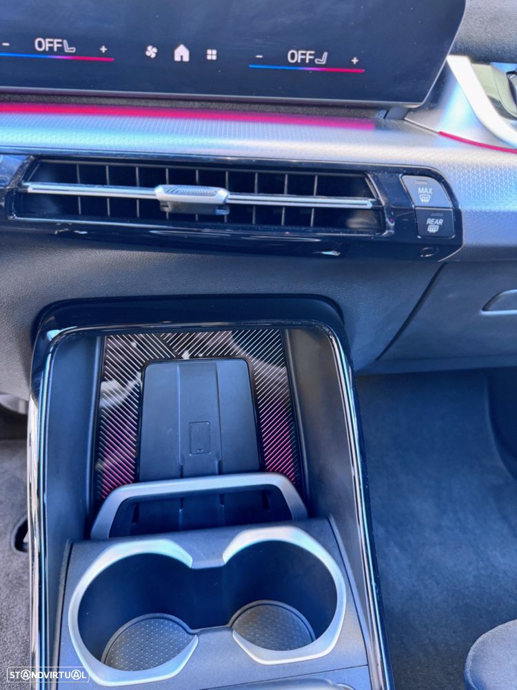 BMW iX2 eDrive20 Pack Desportivo M Pro - 13