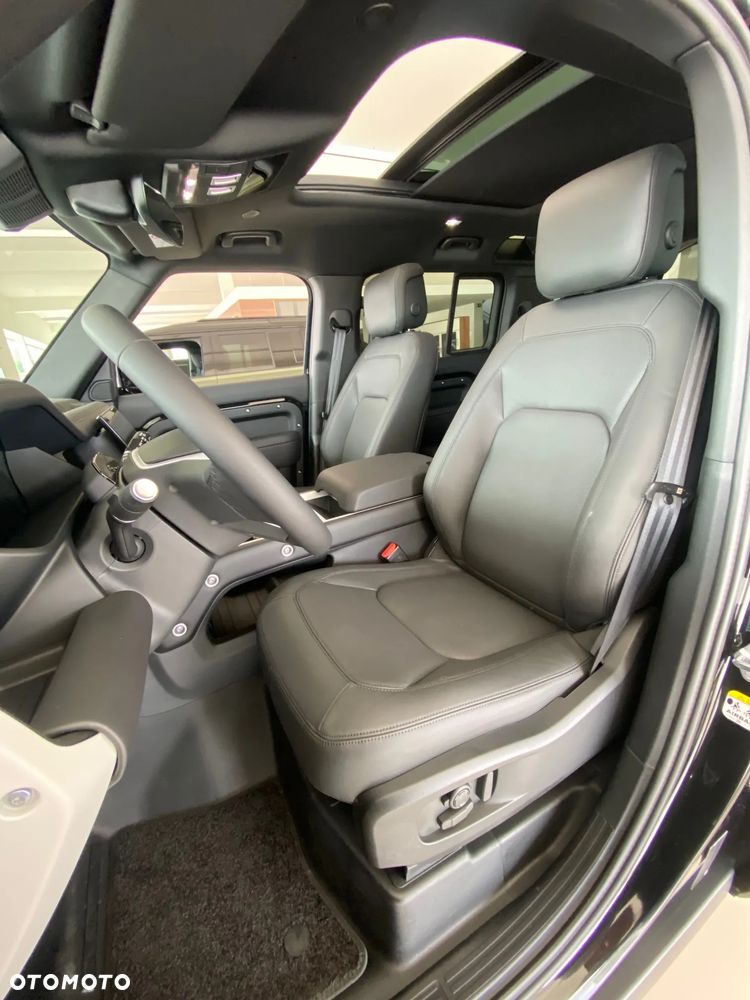 Land Rover Defender 3.0 D350 mHEV X-Dynamic SE - 9