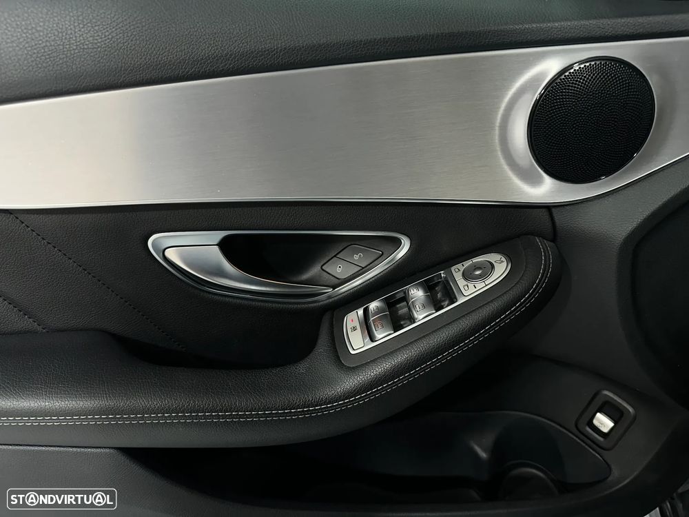 Mercedes-Benz C 300 de AMG Line - 18