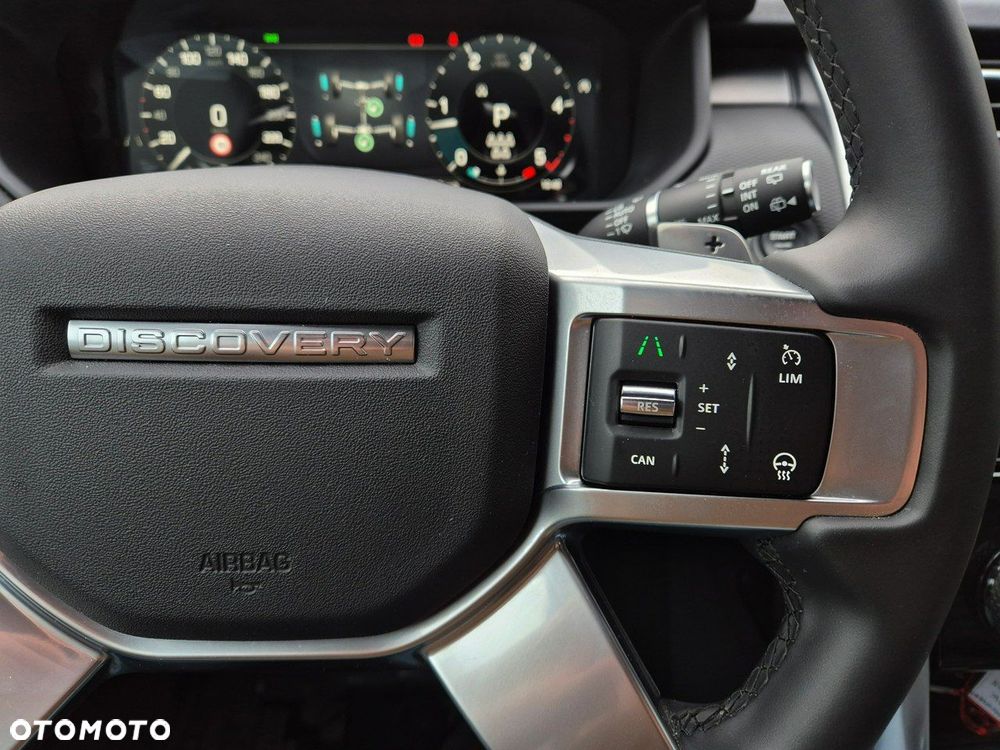 Land Rover Discovery - 24