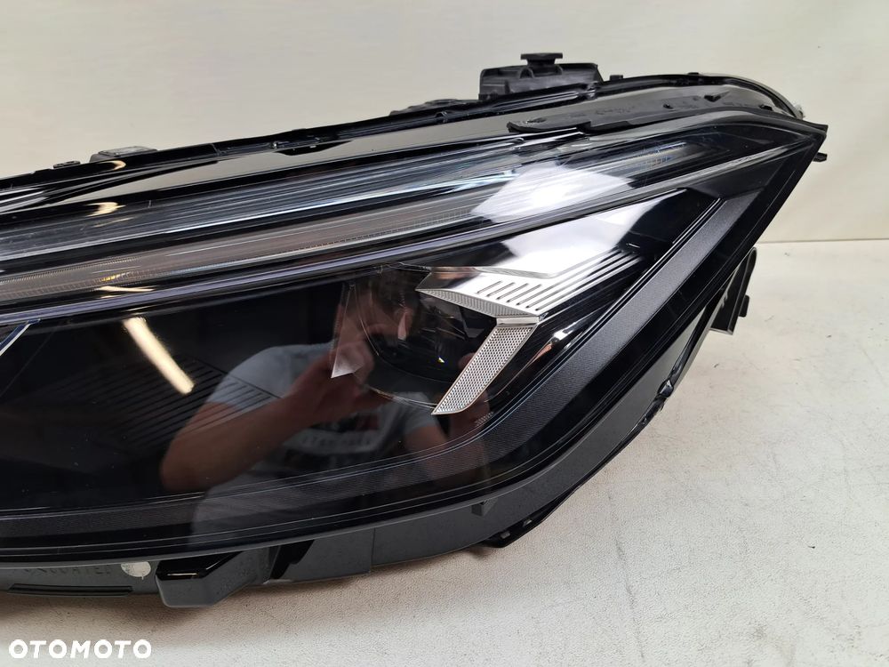 LAMPA PRZÓD LEWA 3J1941005 VW PASSAT B9 FULL LED 23- - 2