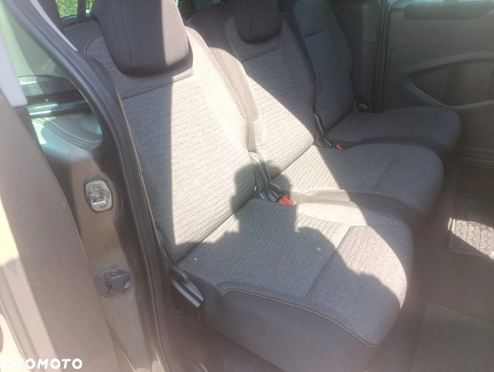 Citroën Berlingo Multispace BlueHDi 100 S&S ETG6 SHINE - 11