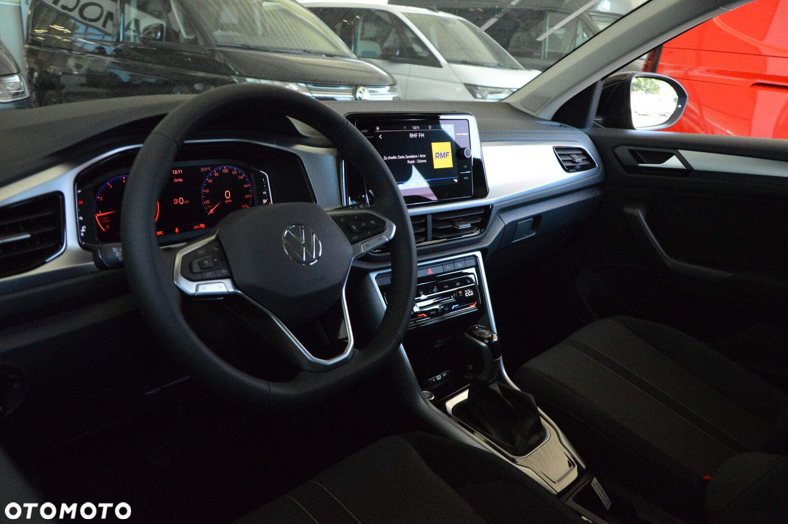 Volkswagen T-Cross - 12