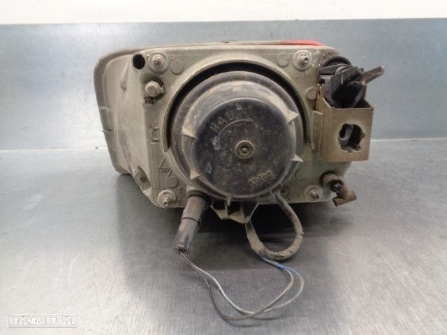 FAROL DIREITO RENAULT EXPRESS FURGÃO 1994 -7701035230 - 1