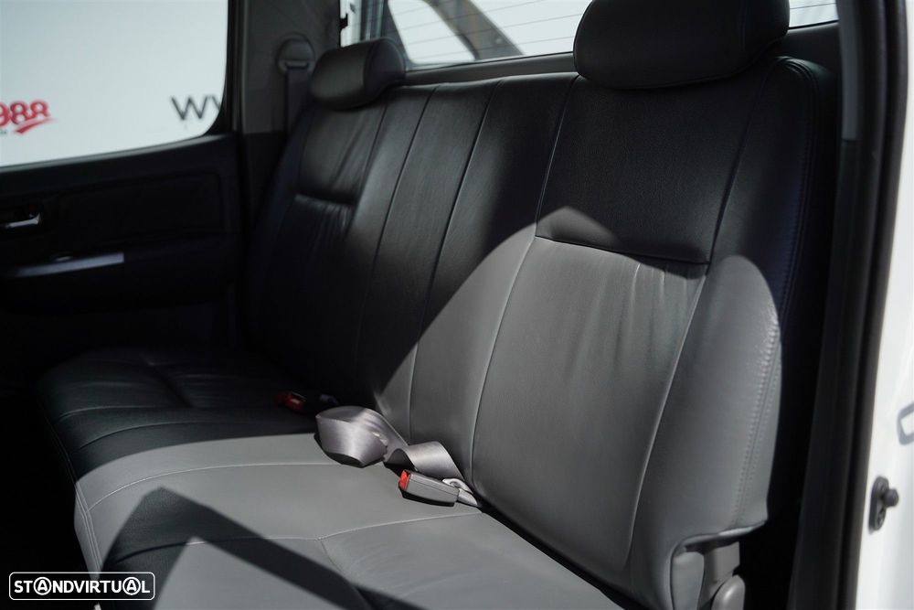 Toyota Hilux 3.0 D-4D 4WD CD Tracker - 14
