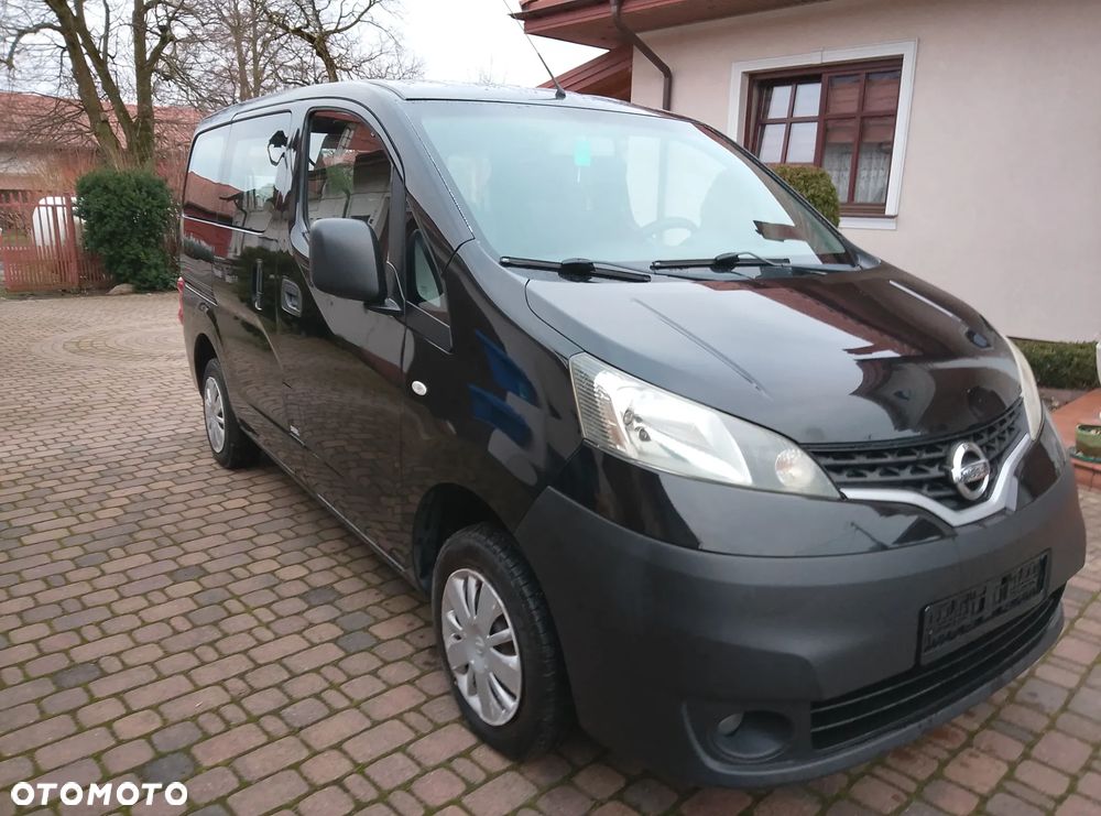 Nissan NV200 - 23