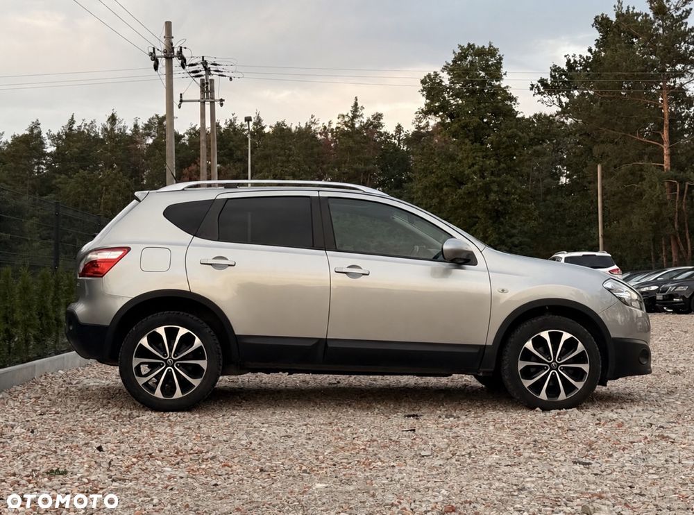Nissan Qashqai 2.0 dCi 4x4 360 EU5 - 4