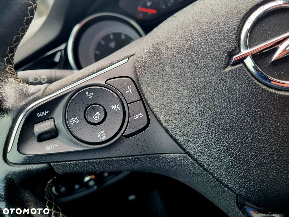 Opel Insignia 1.5 T Enjoy S&S - 17