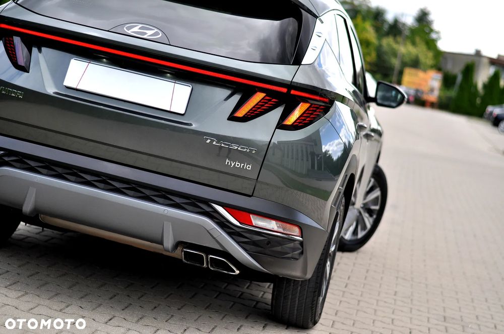 Hyundai Tucson 1.6 T-GDi HEV Executive 2WD - 13