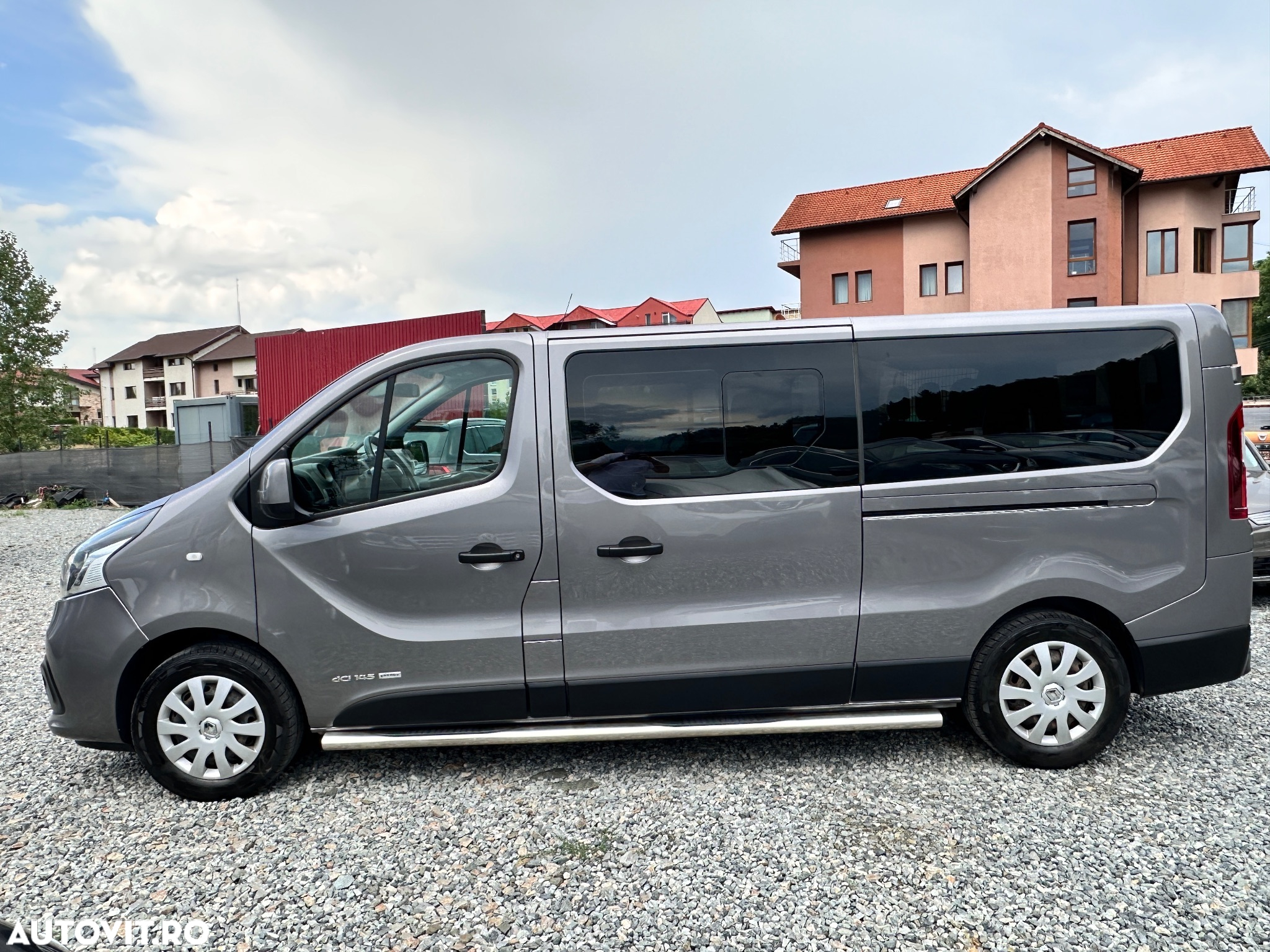 Renault Trafic ENERGY dCi 145 Grand Spaceclass - 13
