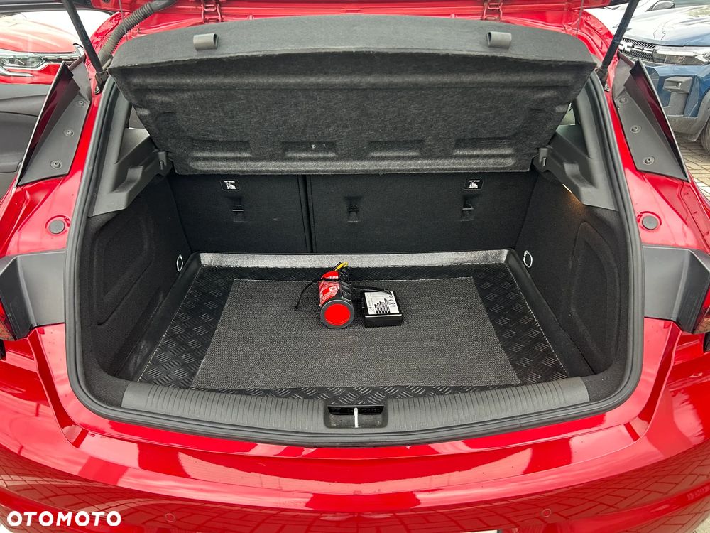 Opel Astra 1.2 T Elegance S&S - 17