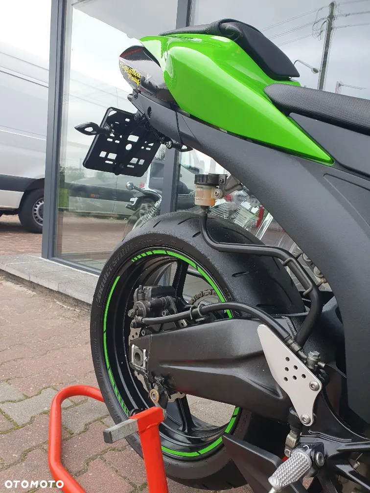 Kawasaki Ninja - 28