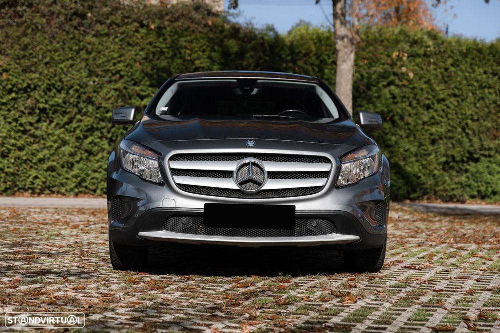 Mercedes-Benz GLA 180 CDI Urban - 3