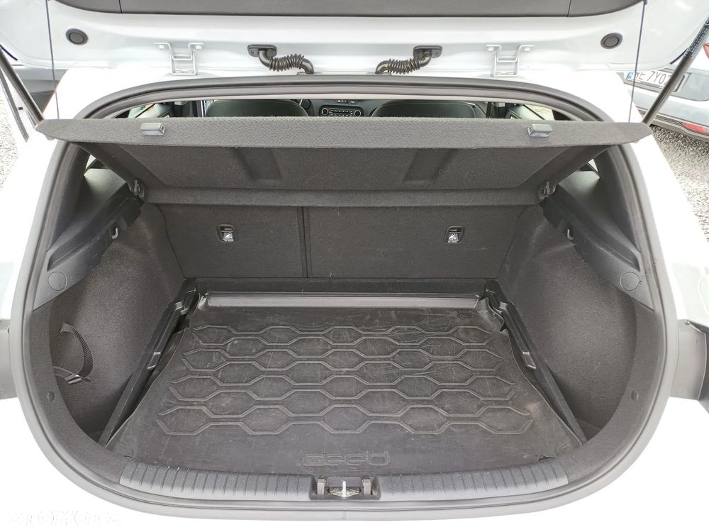 Kia Ceed 1.4 M - 17