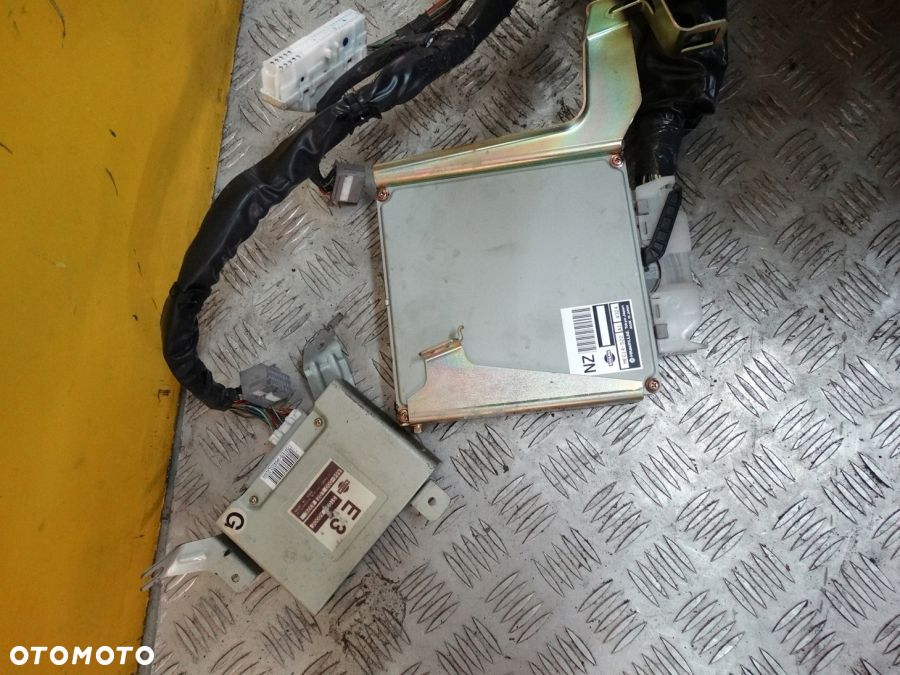 INFINITI G G35 V35 SKYLINE 02- SILNIK 2.5 V6 VQ25 - 6