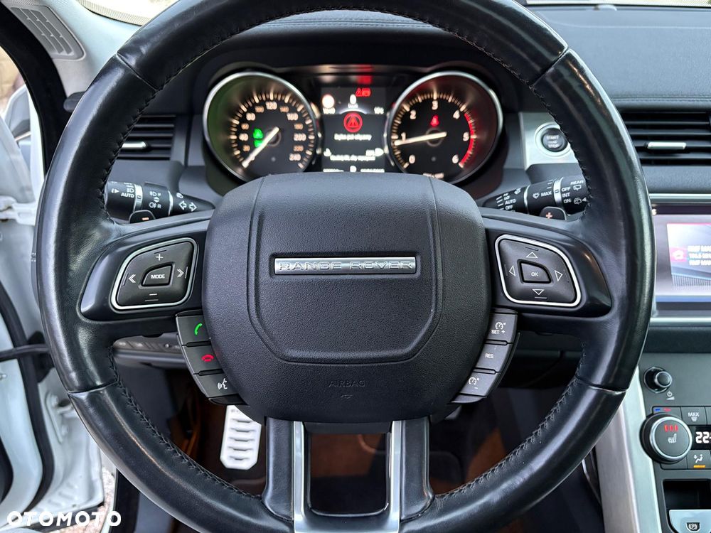 Land Rover Range Rover Evoque - 16