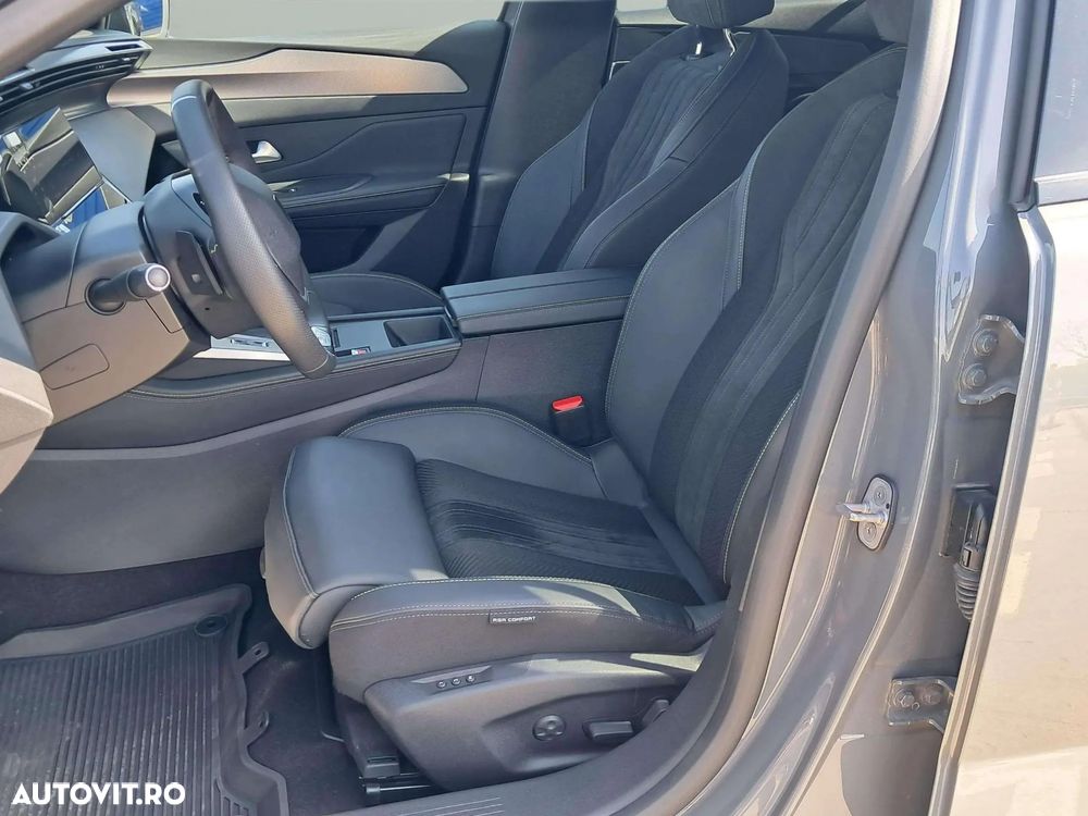 Peugeot 308 1.2L 136 e-DCS6 MHEV GT - 12