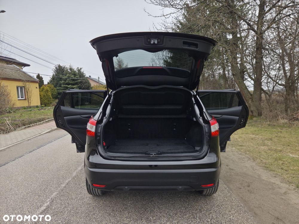Nissan Qashqai 1.5 dCi 360 - 23