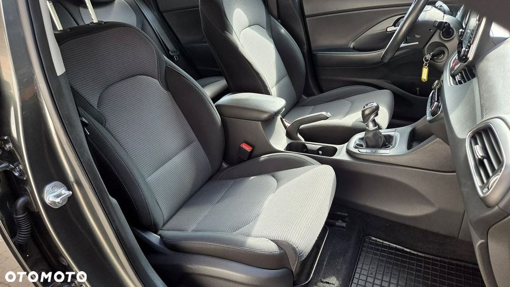 Hyundai i30 1.0 T-GDI Modern - 28