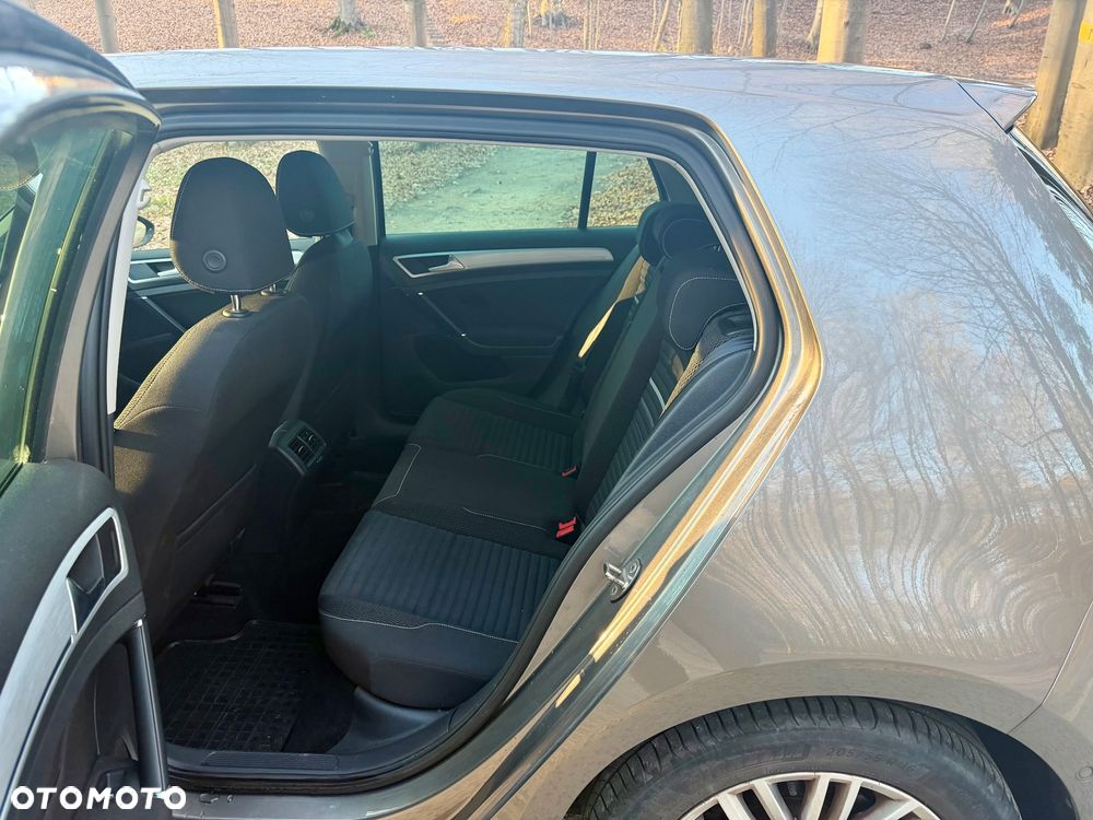 Volkswagen Golf 1.4 TSI BlueMotion Technology Cup - 12