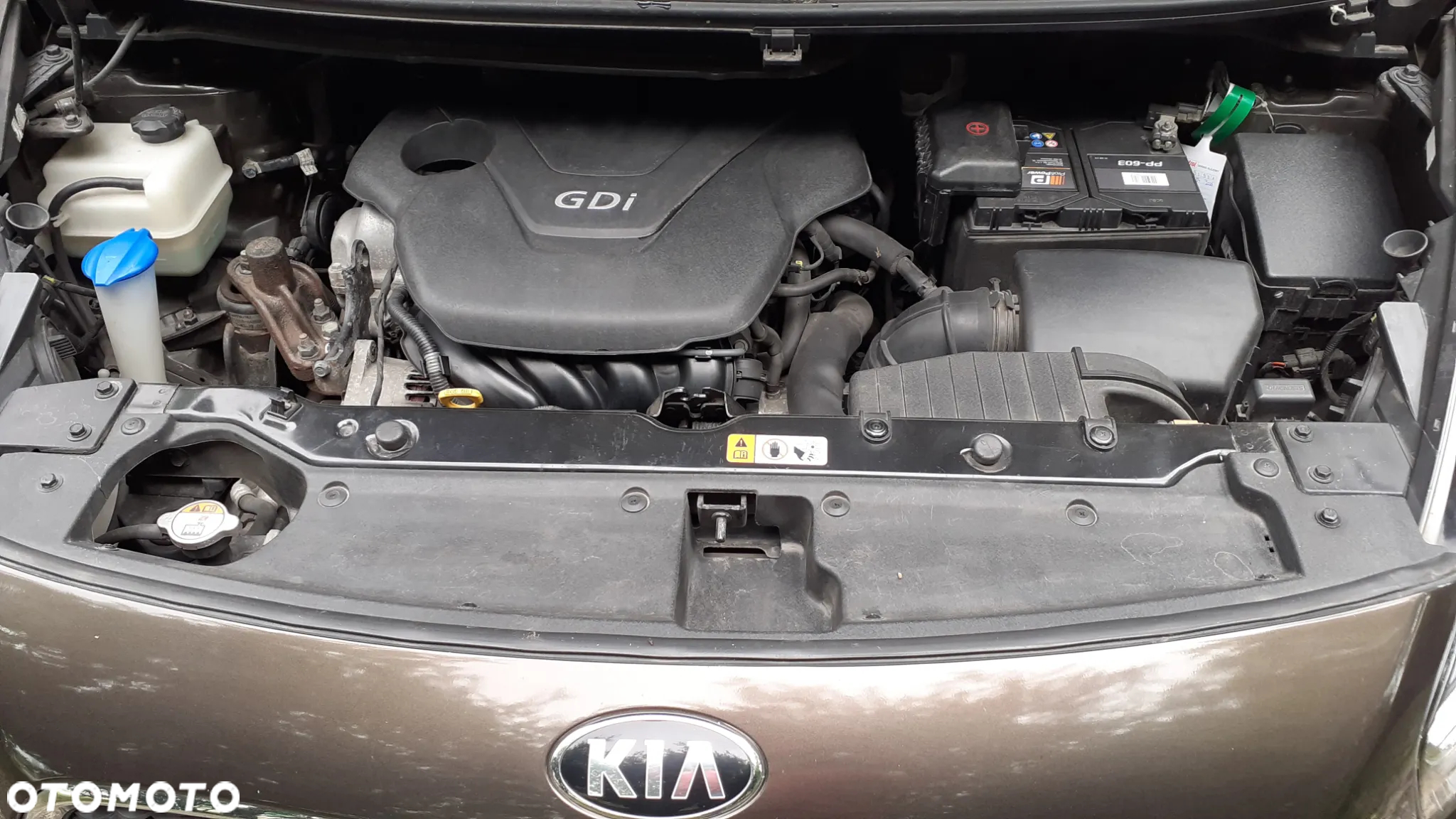 Kia Carens 1.6 GDI L 7os - 10