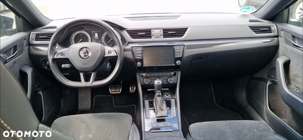 Skoda Superb 2.0 TDI 4x4 Sportline DSG - 15