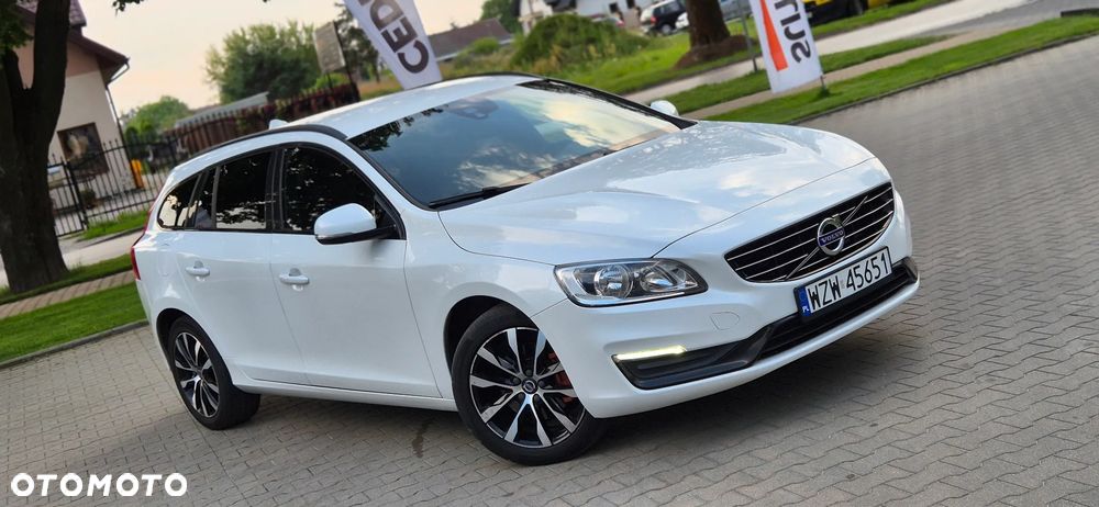Volvo V60 D3 Momentum Core - 39