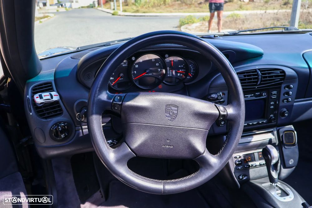 Porsche 911 (996) - 22