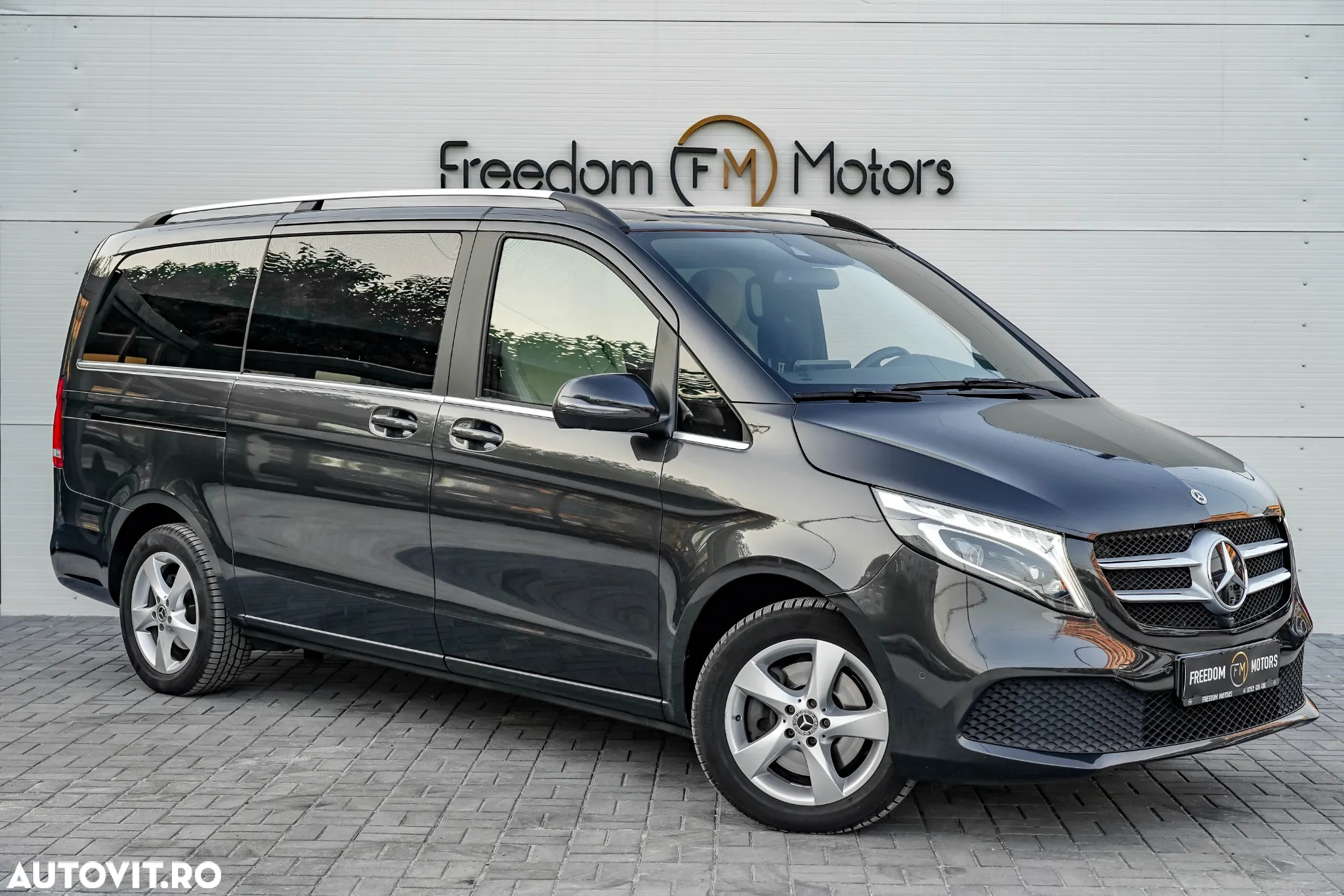 Mercedes-Benz V 250 d extralang 4Matic 9G-TRONIC Avantgarde Edition 2023 - 6
