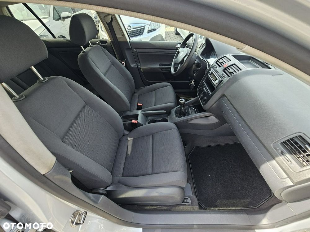 Volkswagen Golf 1.9 TDI DPF Edition - 25