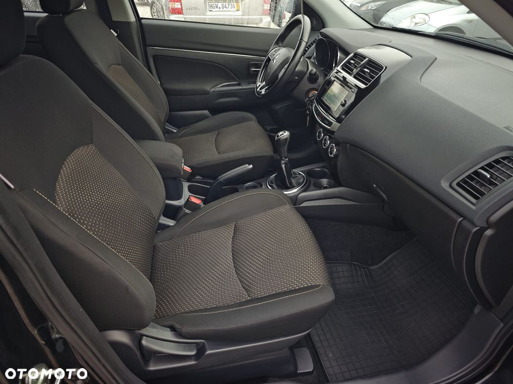 Mitsubishi ASX - 13