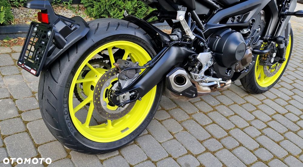Yamaha MT - 18