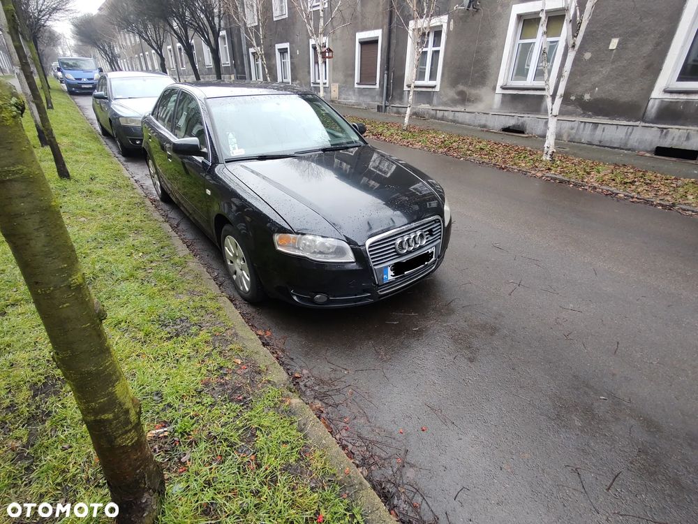 Audi A4 Limousine - 6