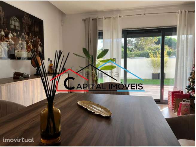 Moradia V4 c/quintal. (AP) - Grande imagem: 2/14