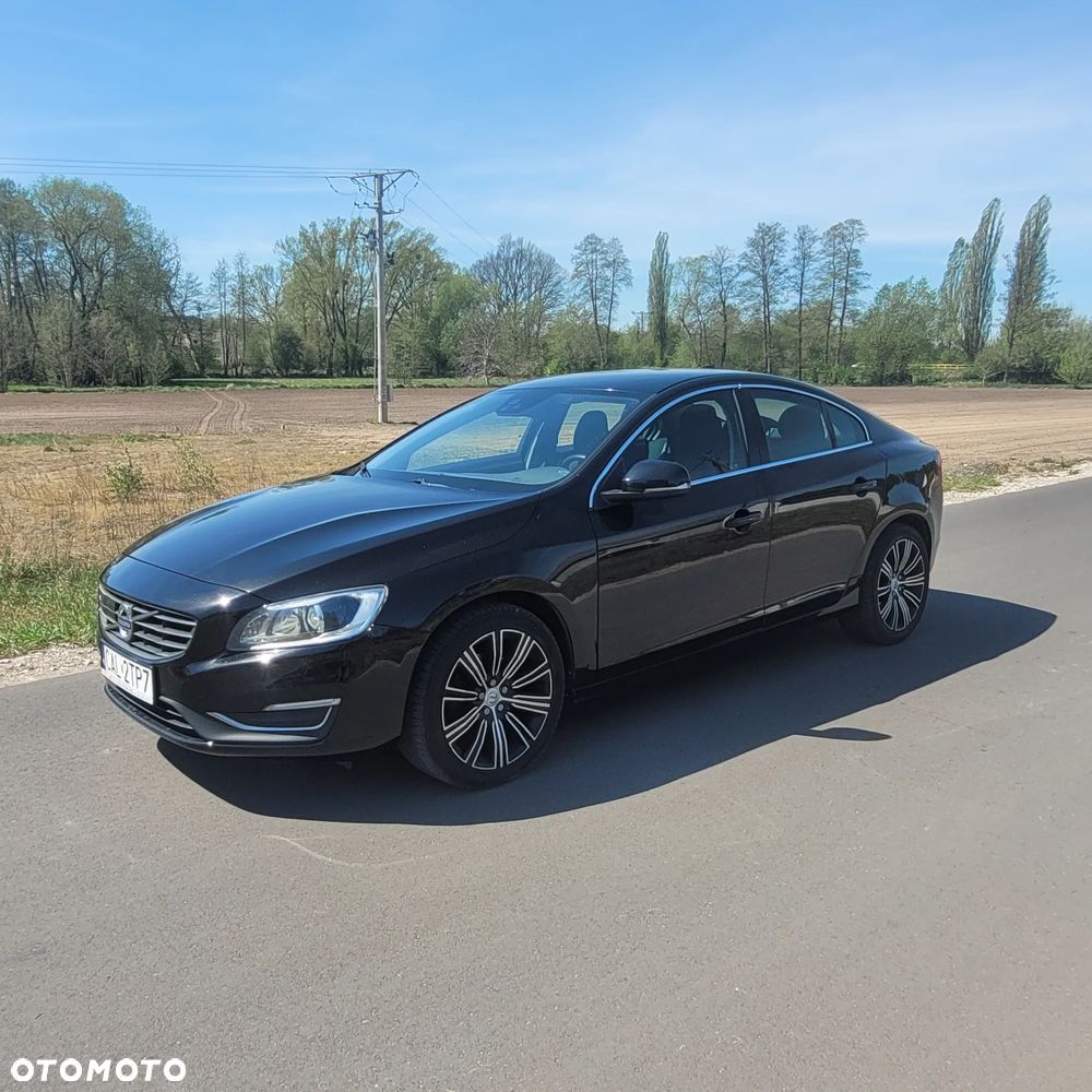 Volvo S60 D3 Geartronic Momentum - 1