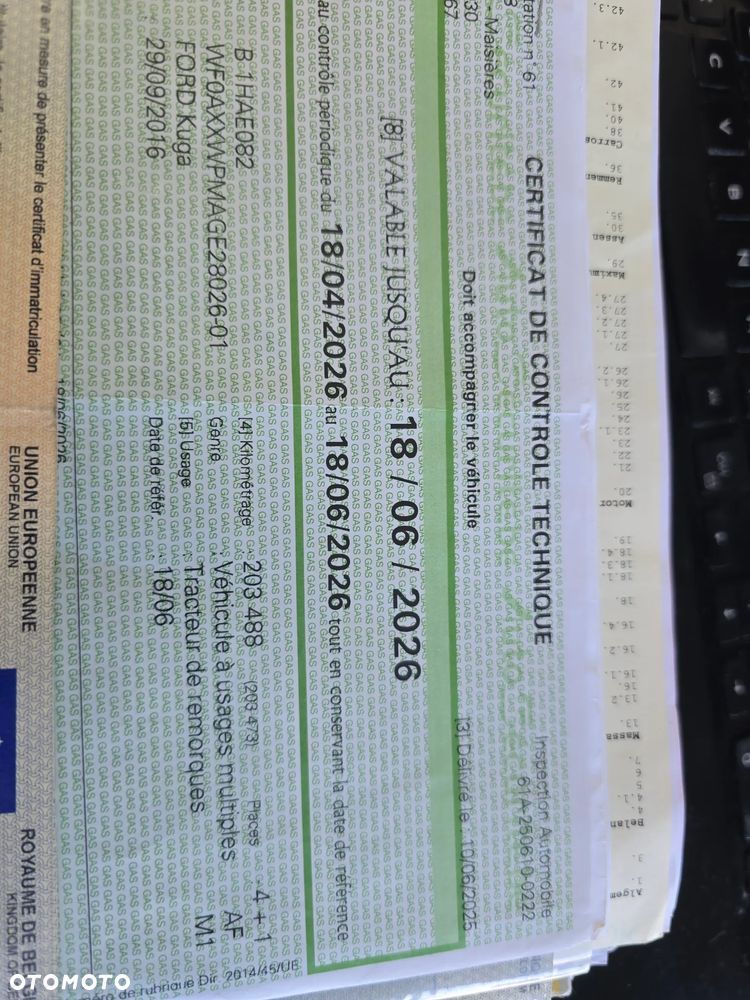 Ford Kuga 2.0 TDCi 2x4 Titanium - 14