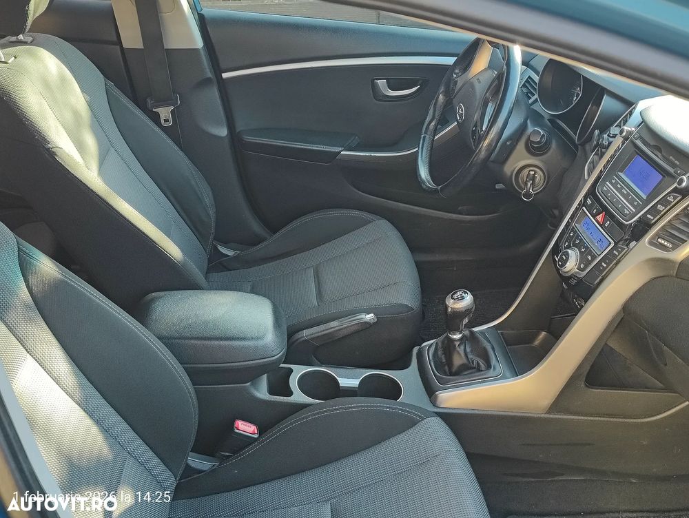 Hyundai i30 1.4MPi Comfort - 10